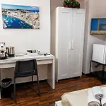 La Finestra Su Napoli